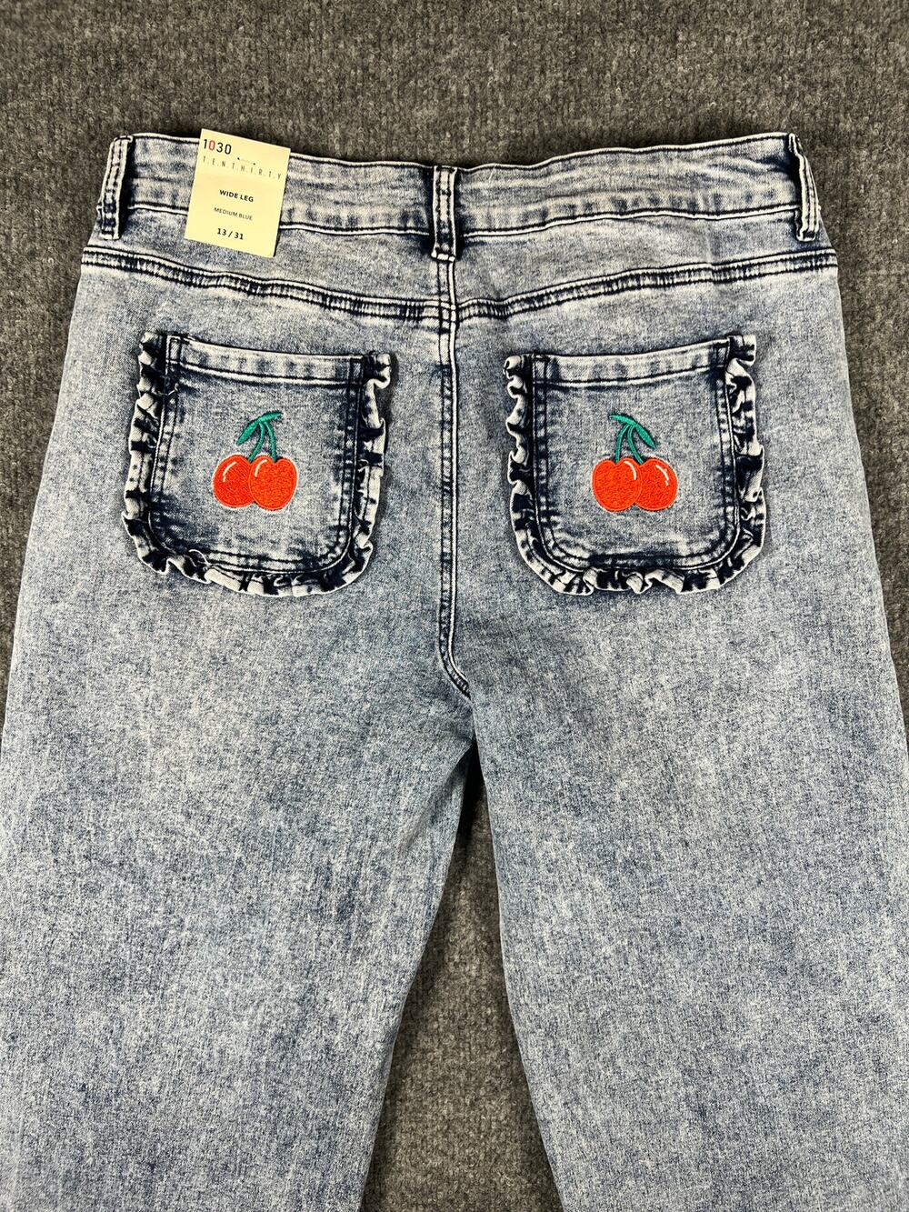 1030 Ten Thirty Jeans 13/31 Wide Leg Acid Wash Cherry Embroidered Ruffle NWT